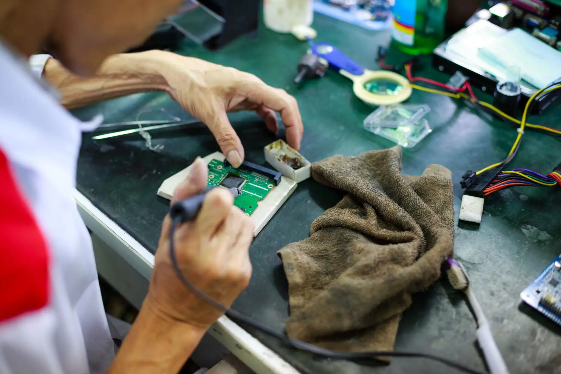 智能锁与传统机械锁的维修差异及西咸地区常见故障分析正文配图 1